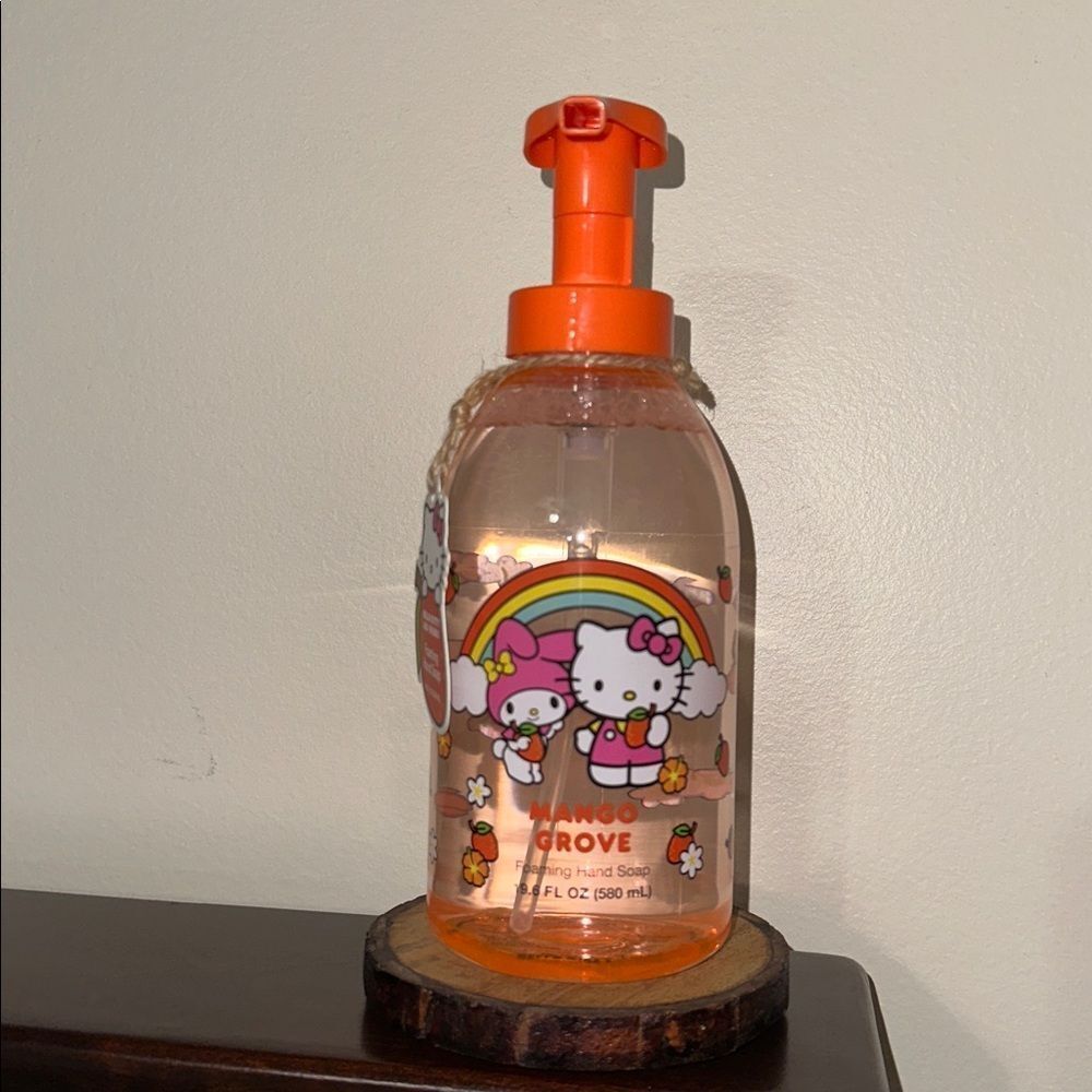 Hello Kitty Mango Grove Foaming Hand Soap